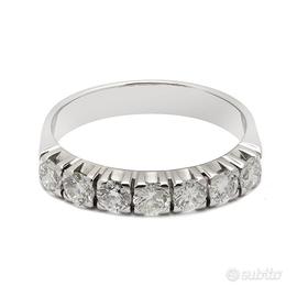 Anello veretta in oro e diamanti 0,70ct