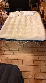 Letto con materasso