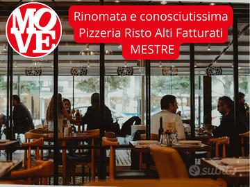 Notissima pizzeria alti fatturati gestione 25 anni