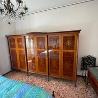 Letto matrimoniale, 2 comodini, armadio, credenza