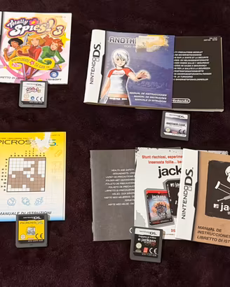 Lotto 4 giochi Nintendo Ds cartucce + manuali