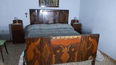 Letto Matriminiale Antico e Raro