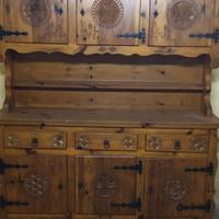 credenza e tavolo