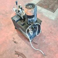 pompa per ascensore usata