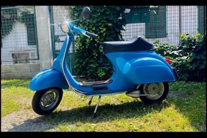 Vespa 50L faro tondo
