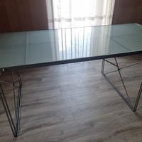 tavolo vintage "Moment" di IKEA, design anni '90
