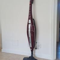 Scopa elettrica Hoover Diva con tubo flessibile