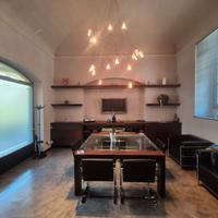 Ufficio di rappresentanza Arredato