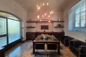 Ufficio di rappresentanza Arredato