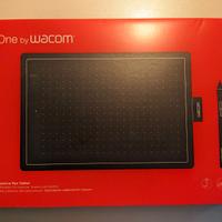 One by Wacom (medio)