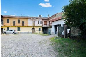 Immobile in asta di 145 m² con più di 5 locali e b