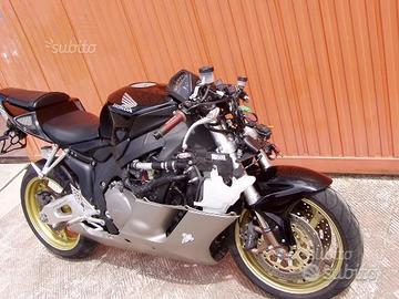 Cbr 1000 rr 2005 ricambi honda cbr 1000rr