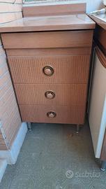 MOBILETTO CON CASSETTI