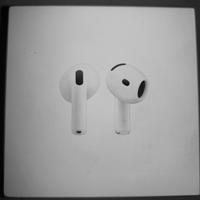 Apple Airpods 4 con cancellazione del rumore nuovi
