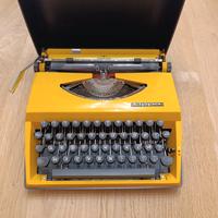 macchina da scrivere