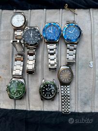 Lotto orologi clone dichiaratamente non originali