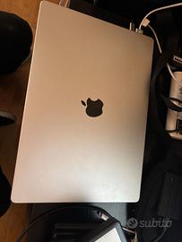 macbook pro m1 pro 16"