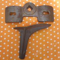 Antico Battisuola Da Calzolaio Con Base In Ghisa