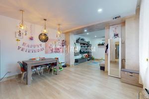 Ampio quadrilocale con terrazzo e box!