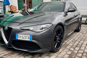 Alfa Romeo Giulia Q4 Veloce 