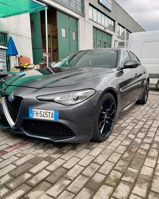 Alfa Romeo Giulia Q4 Veloce 