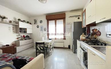 Bolognina via Corticella ad.ze Rif 19:Bilocale a R