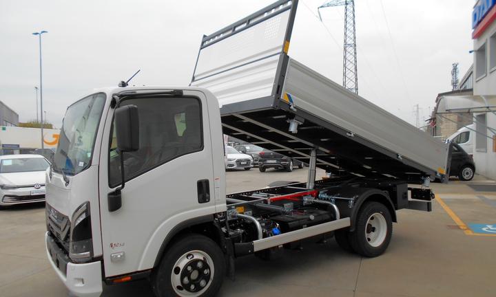 ISUZU M30 RIBALTABILE TITAN