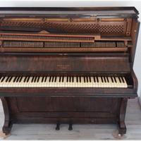 Pianoforte vintage Moon & Soon