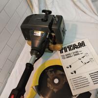 Decespugliatore a benzina