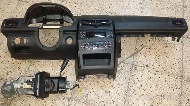 CRUSCOTTO SENZA AIRBAG PASSEGGERO MERCEDES Classe