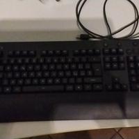 logitech g213