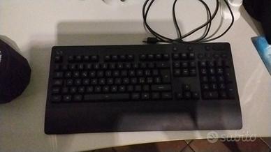 logitech g213