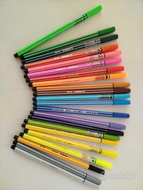 N.22 pennarelli STABILO pen 68 senza confezione