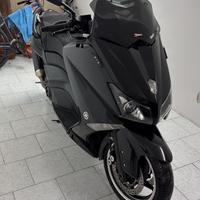 Yamaha tmax 530