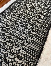 Tappeto sardo stile guida