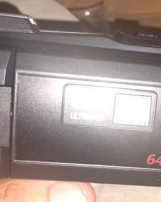 videocamera 8k con accessori inclusi mai usata