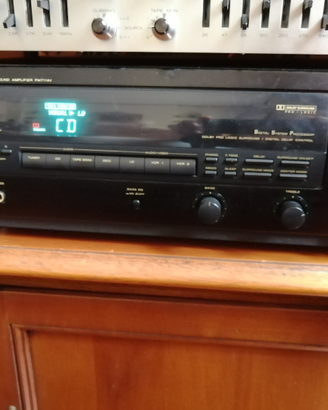 Amplificatore AV Surround Marantz