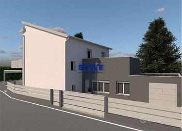 APPARTAMENTO AL PIANO TERRA CON 3 CAMERE E INGRESS