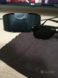 Persol 