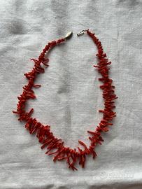 Collana in corallo vintage