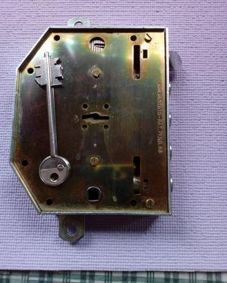 serratura per porta blindata
