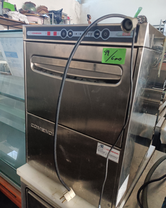 Lava tazzine lavastoviglie e lava pentole a capott