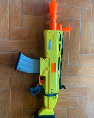 Nerf Fortenite AR-L motorizzato pari al nuovo