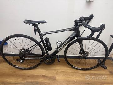 bici da corsa in carbonio