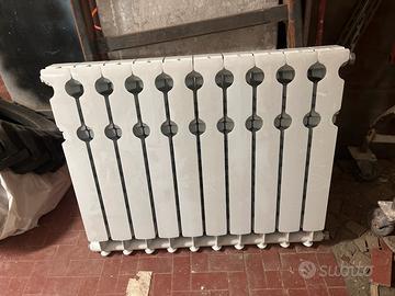 Calorifero in allulinio nuovo