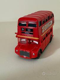 CARS - autobus inglese