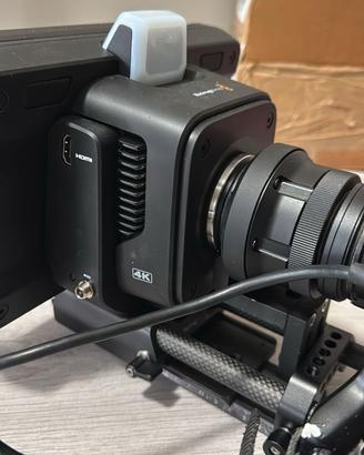BlackMagic Studio Camera 4K Plus con Adapter e B4