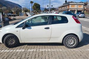 FIAT grande punto 1.4 benzina GPL