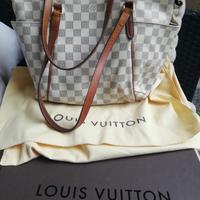 borsa Vuitton 