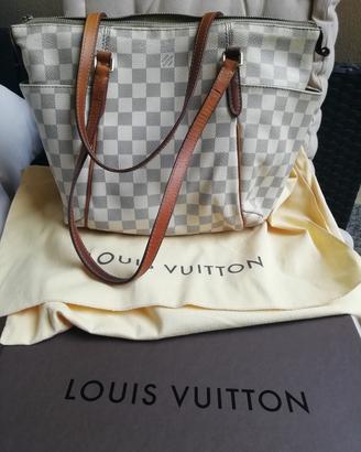 borsa Vuitton 